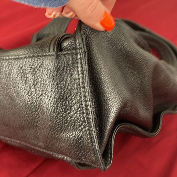 B Makowsky Black Leather Handbag - Picture 4 of 10